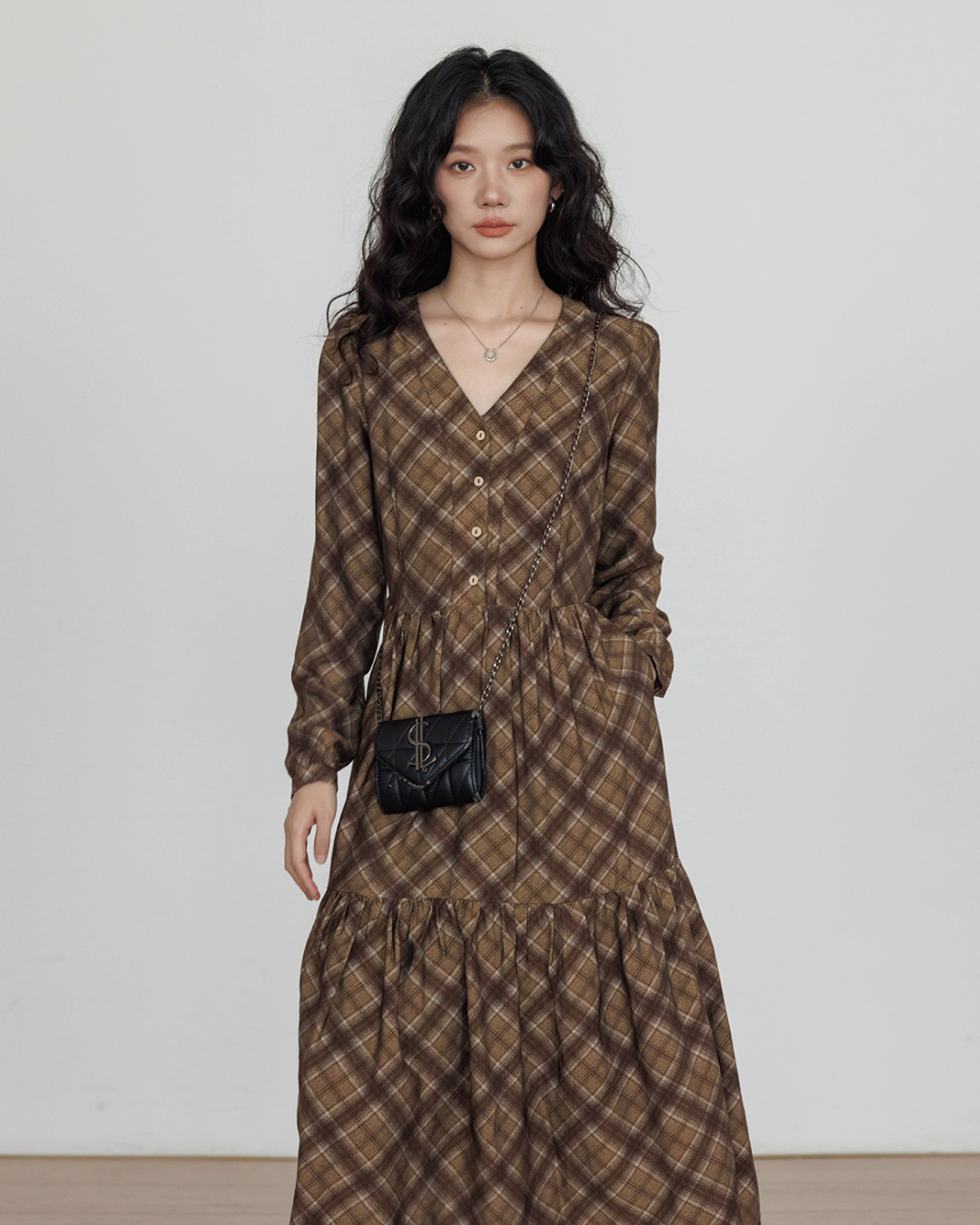 V-Neck Paid Long Dress VAS0161