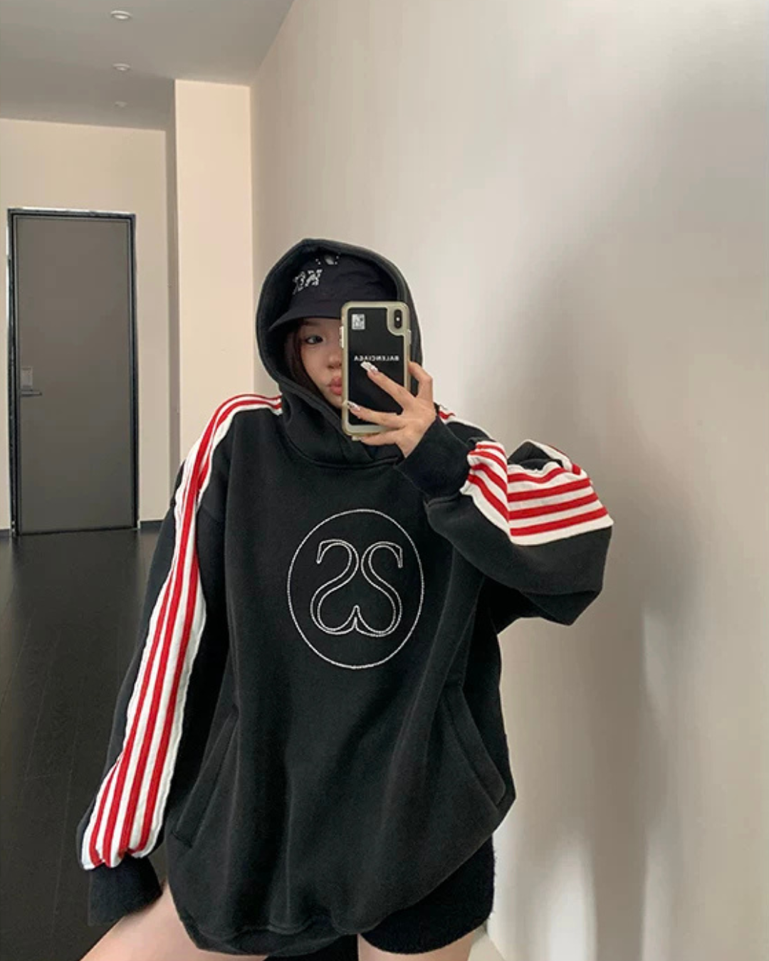 Three Stripes Sweat Hoodie YLS1068