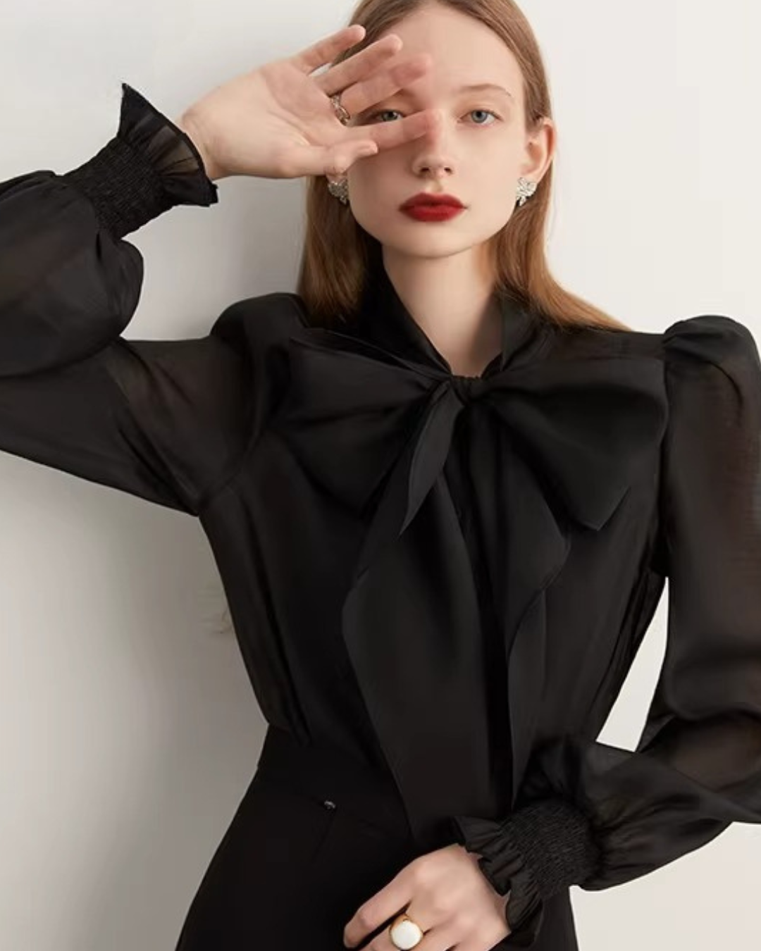 Bow Long-Sleeve Blouse DPY0070