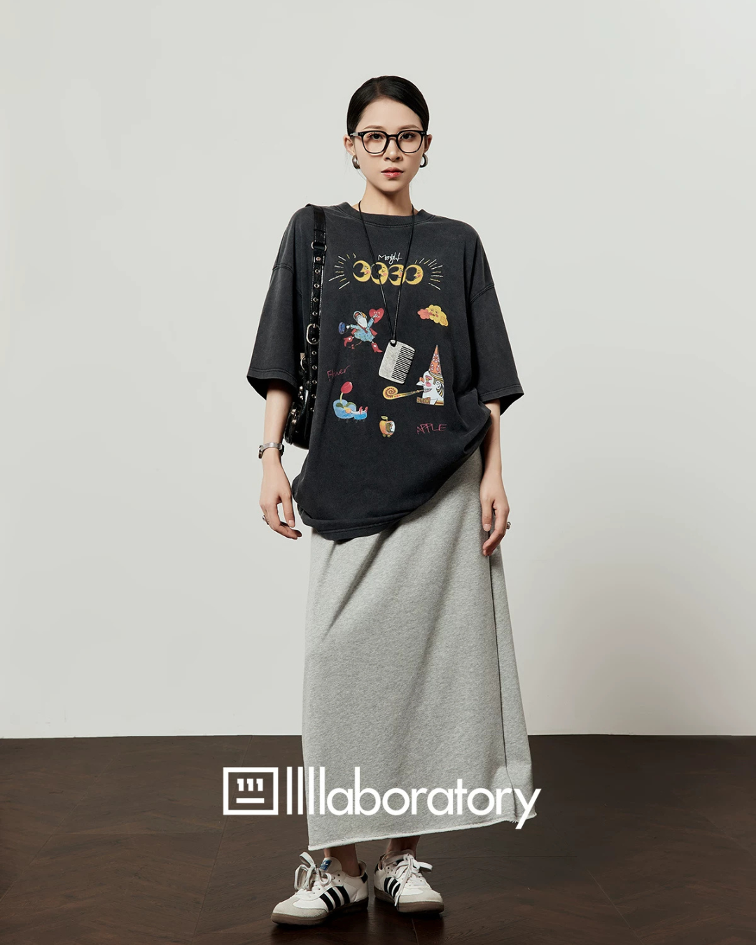 Vintage Print Short-Sleeve T-Shirt / Sweat Long Skirt LLA0653