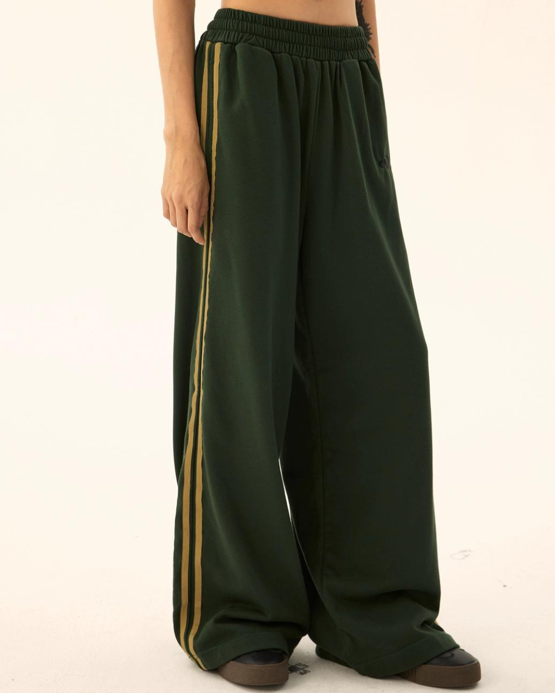 Sideline Sweatpants EZK0025