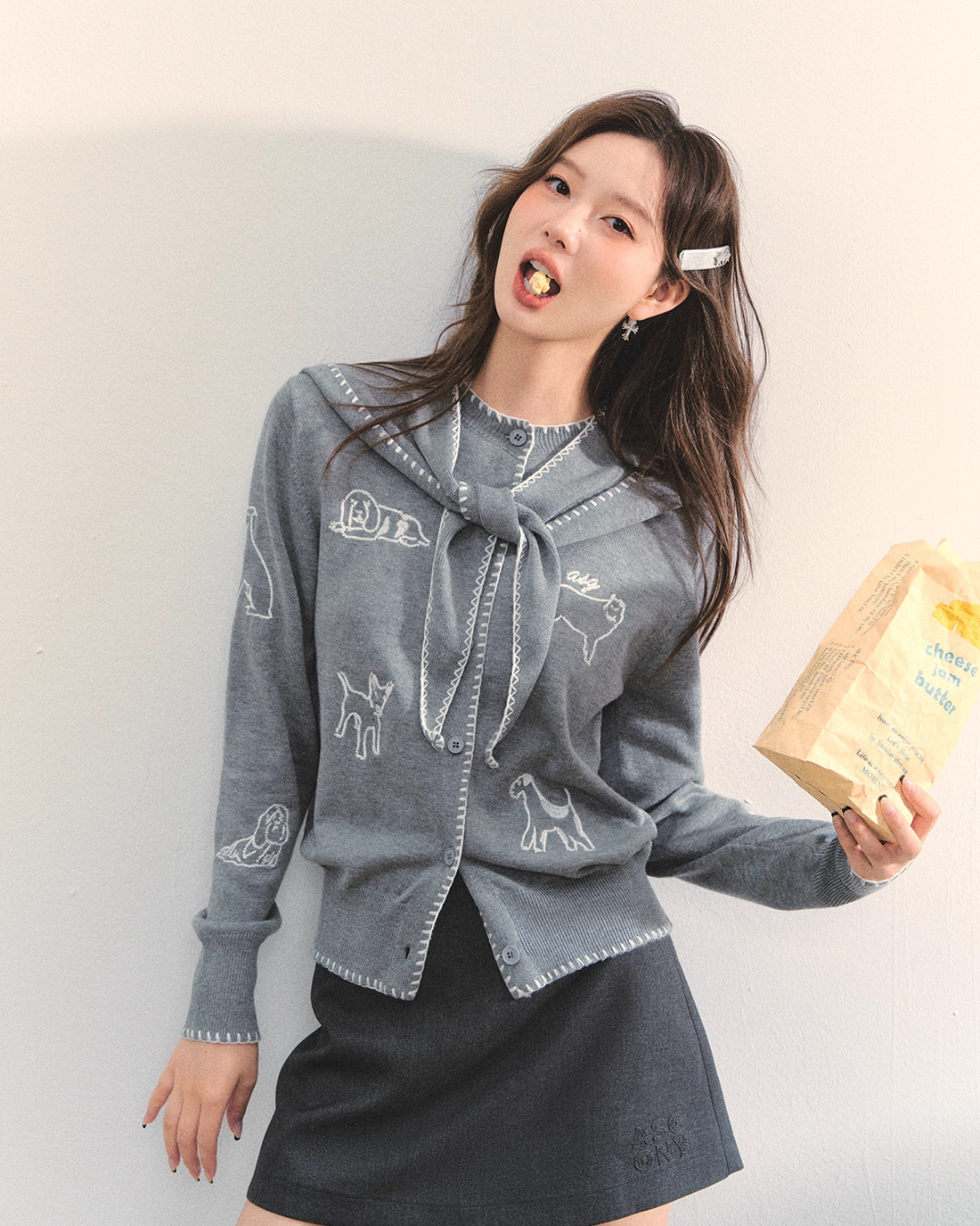 Dog Embroidery Round Neck Knit Cardigan ASG0070
