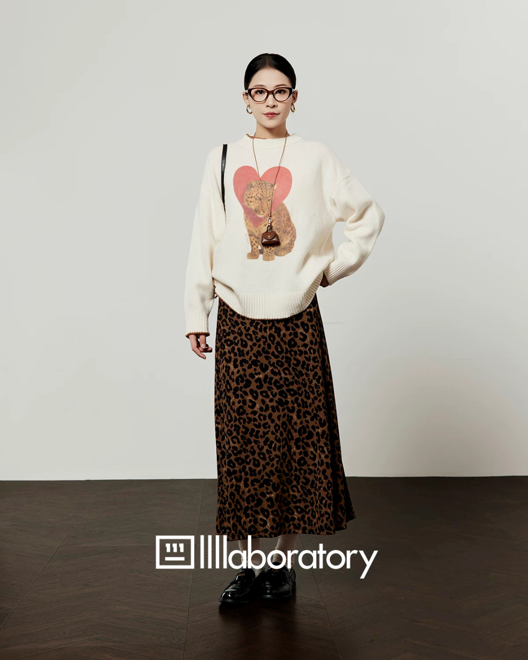 Vintage Printed Long-Sleeve T-Shirt / Leopard Skirt LLA0663