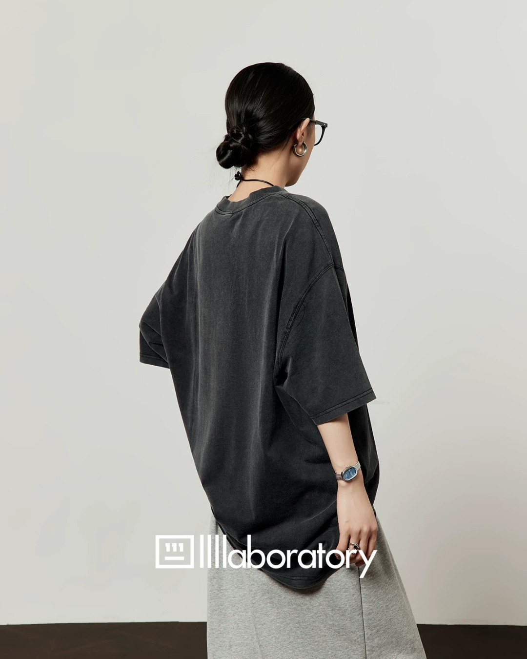 Vintage Print Short-Sleeve T-Shirt / Sweat Long Skirt LLA0653
