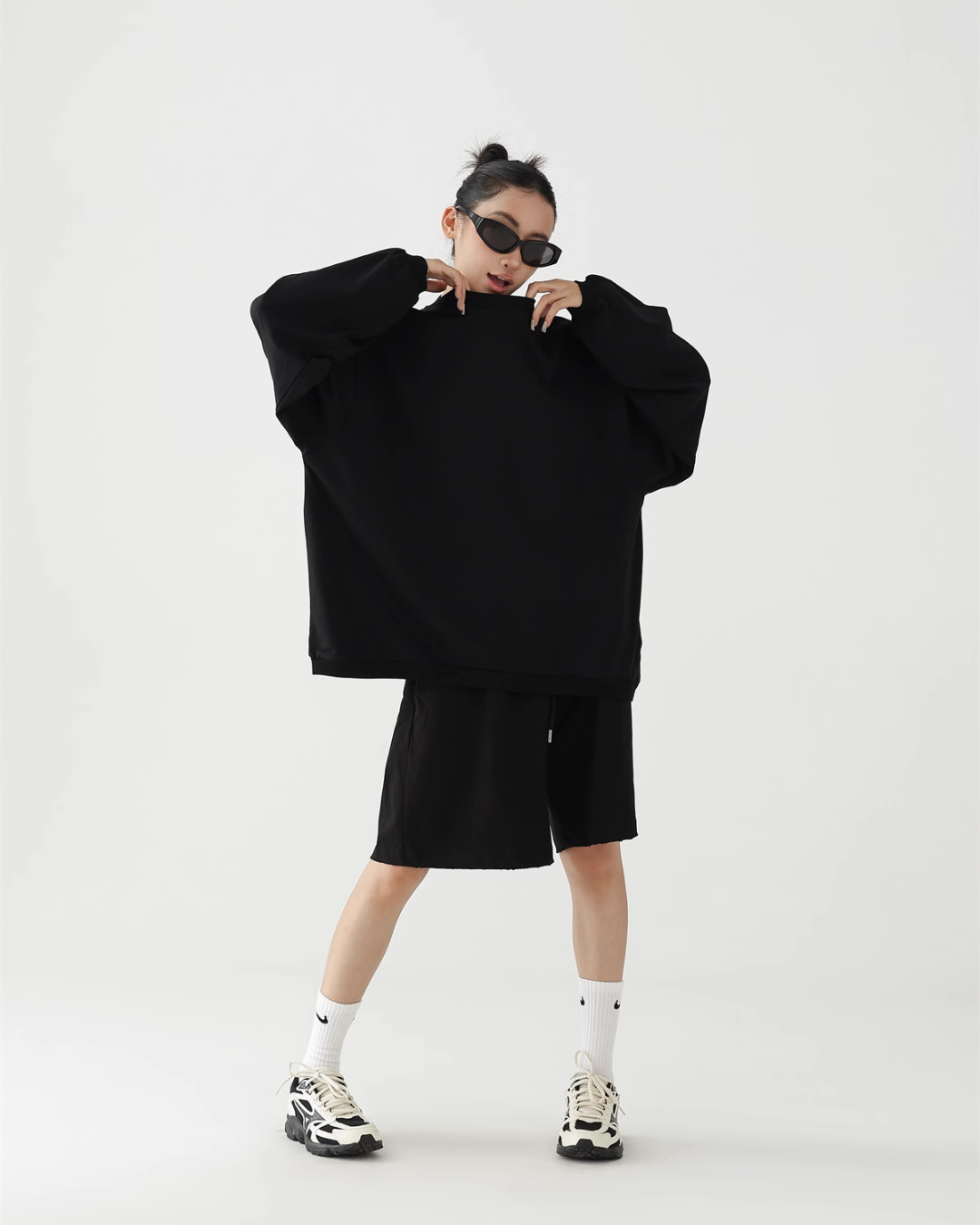 Loose Silhouette Long Sleeve Top / Wide Half Pants ACS0249