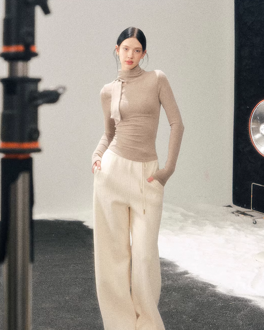 High-Neck Tight Top LAS0052