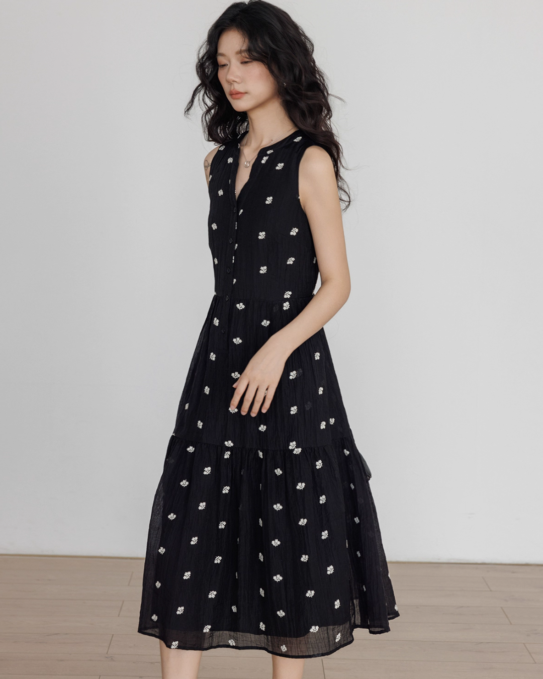 V-Neck Sleeveless Long Dress VAS0129