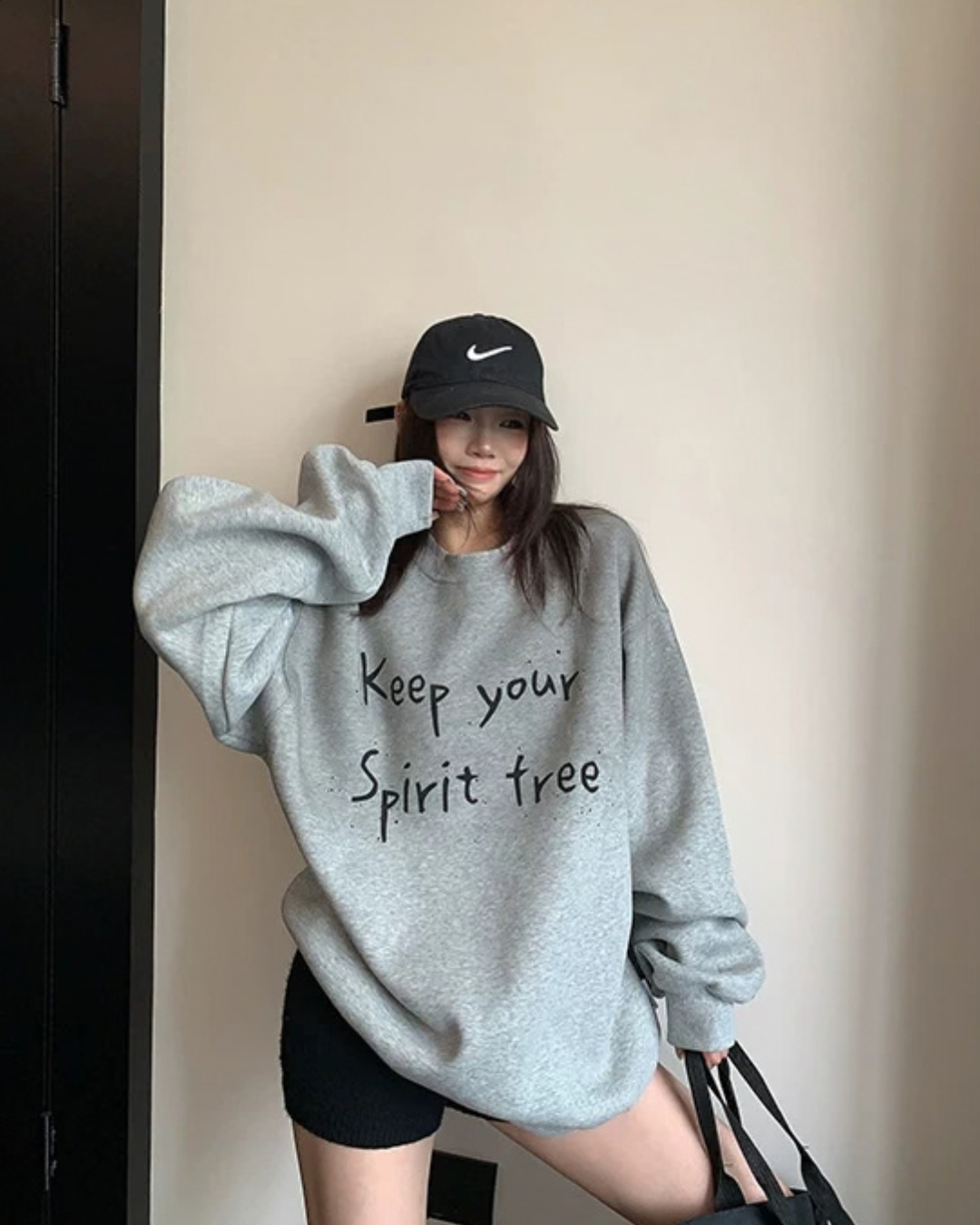 Letter Graphic Sweatshirt YLS1042