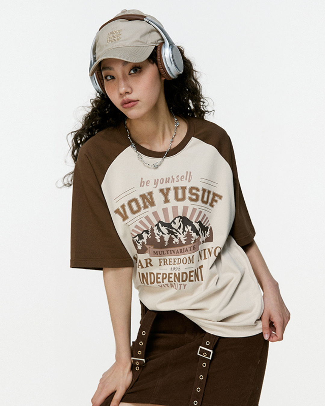 Retro Ragglan Sleeve T-Shirt VNY0010