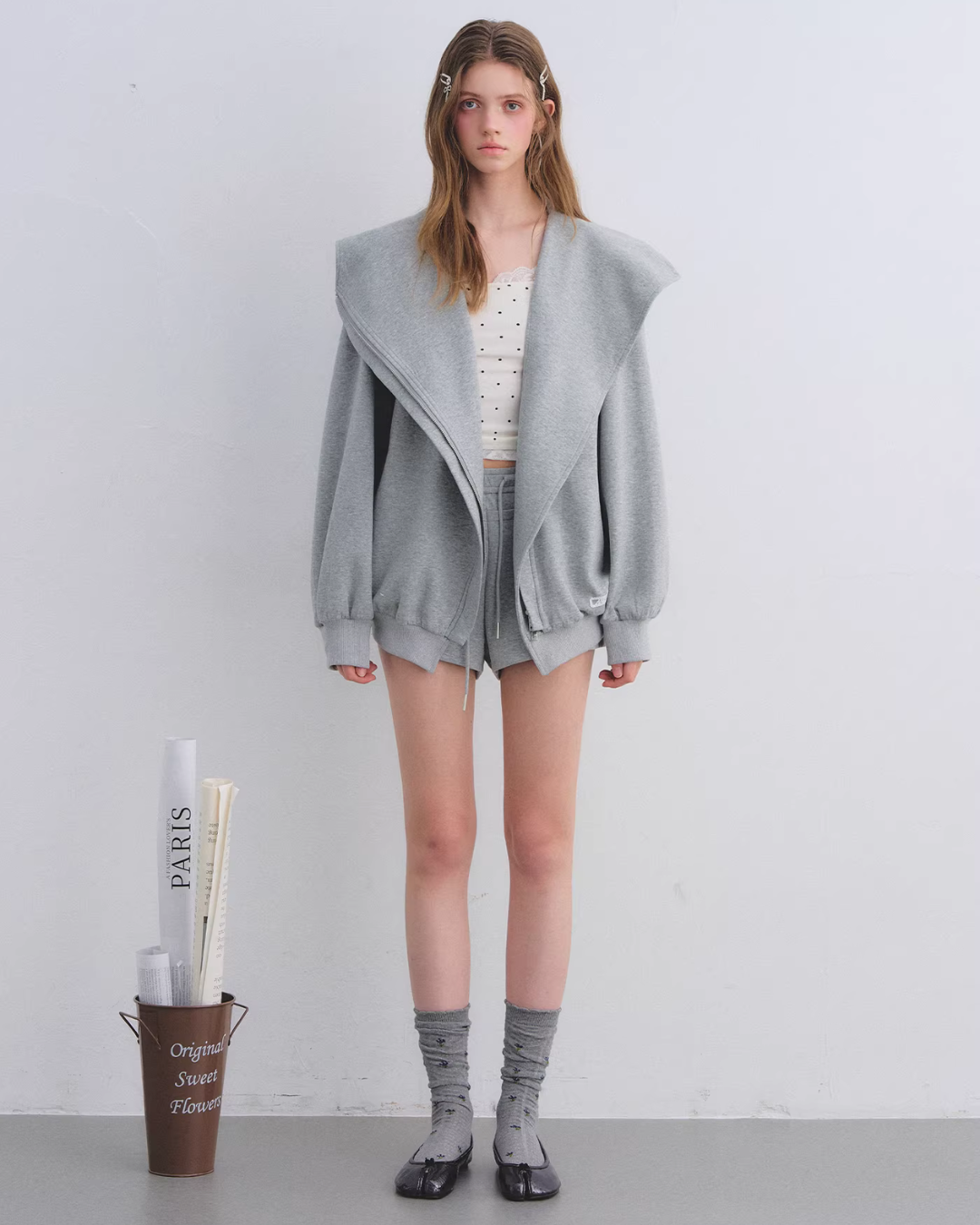 Oversized Collar Zip-Up Hoodie / Flare Sweatpants  ASG0083