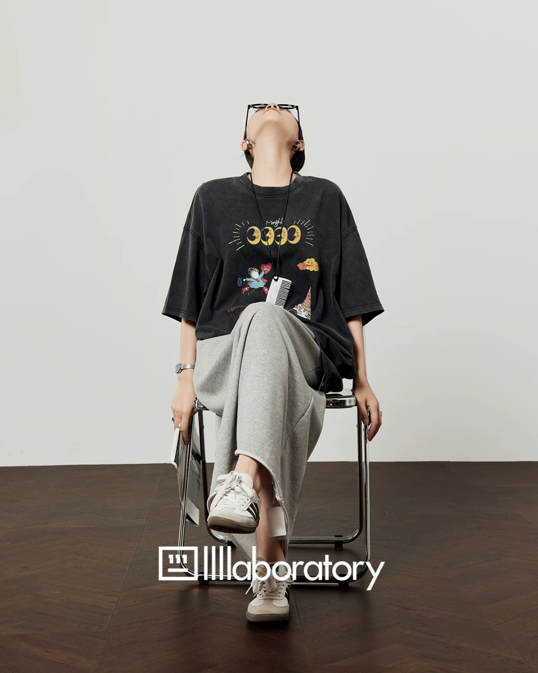 Vintage Print Short-Sleeve T-Shirt / Sweat Long Skirt LLA0653