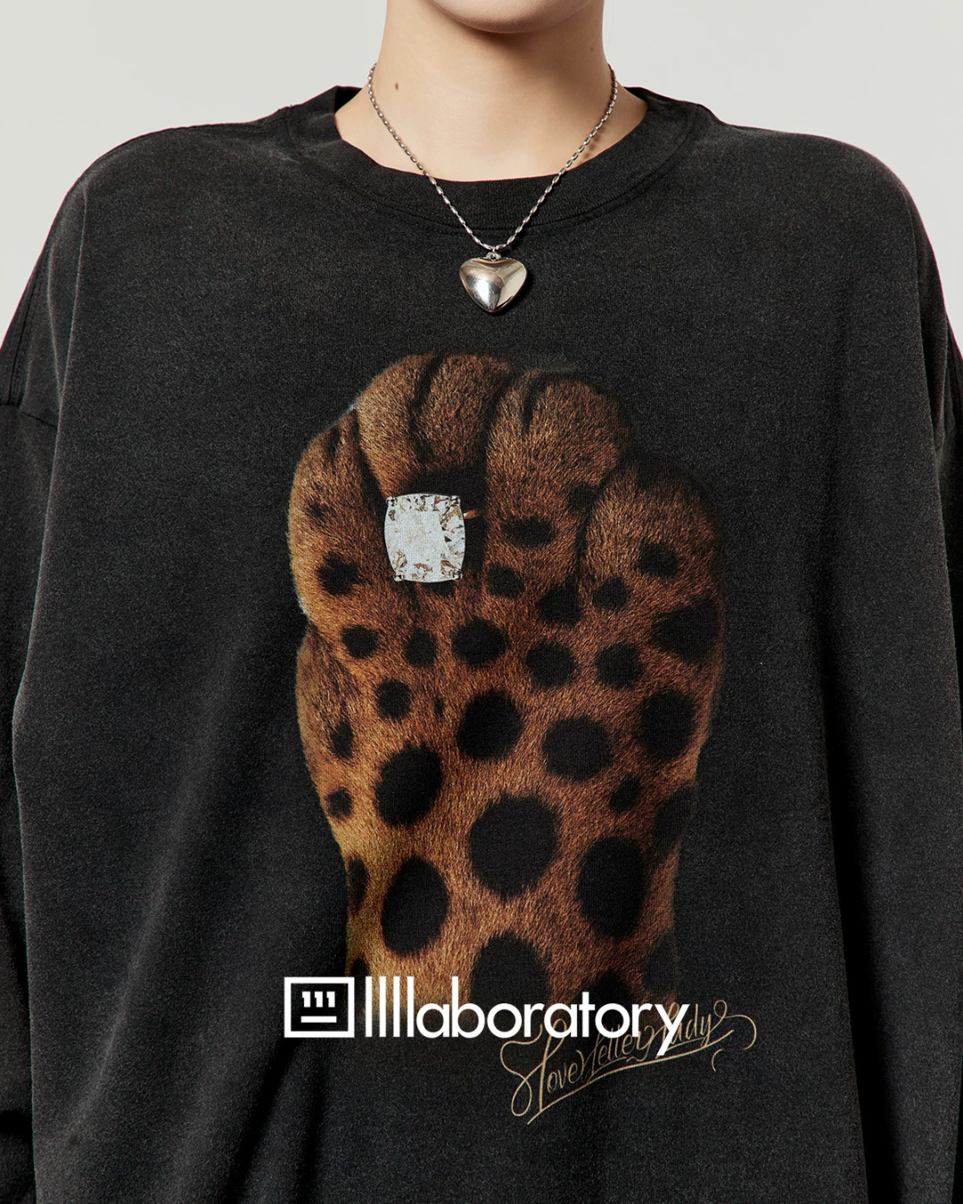 Vintage Printed Long-Sleeve T-Shirt / Leopard Skirt LLA0663