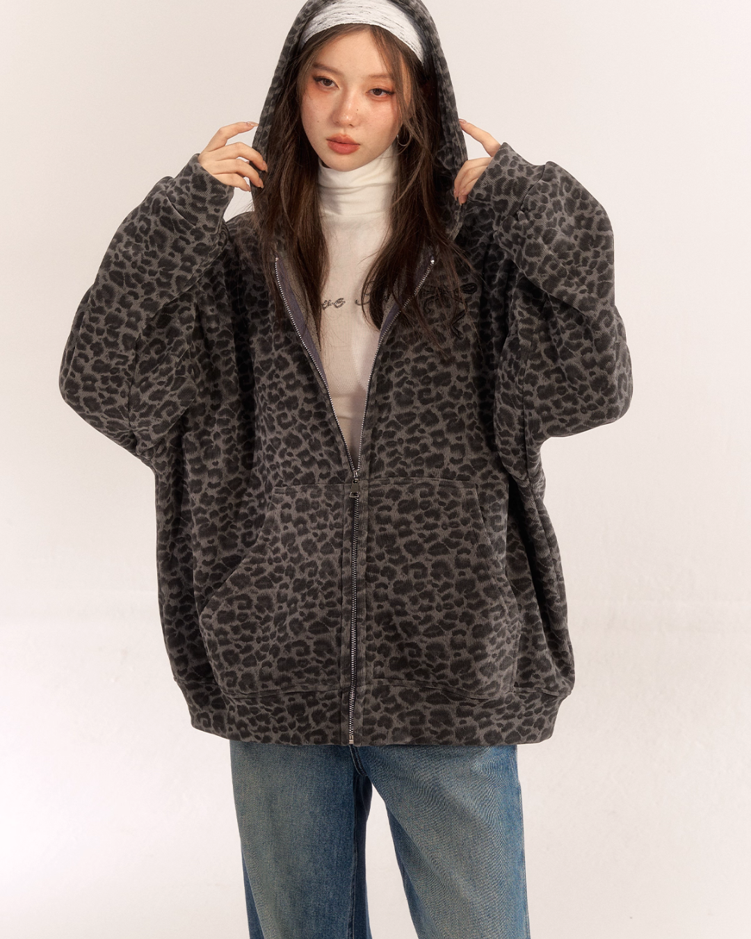 Leopard Print Knit Cardigan ASG0057