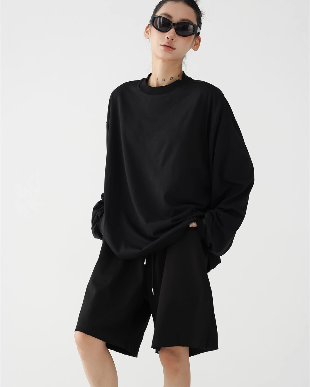 Loose Silhouette Long Sleeve Top / Wide Half Pants ACS0249