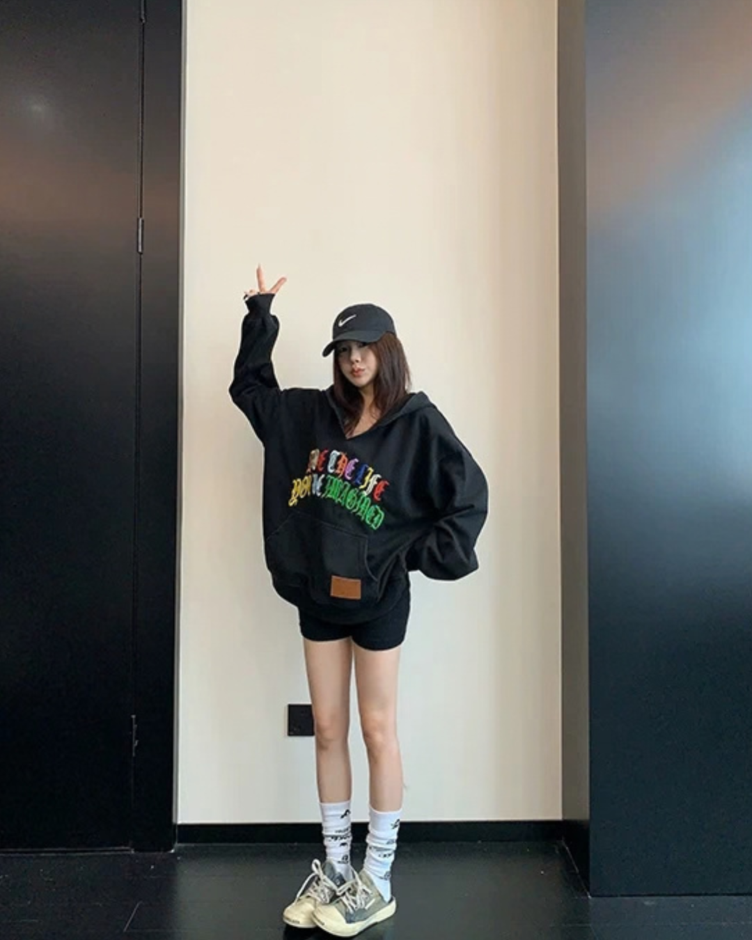 Key Neck Rainbow Logo Sweat Hoodie YLS1058