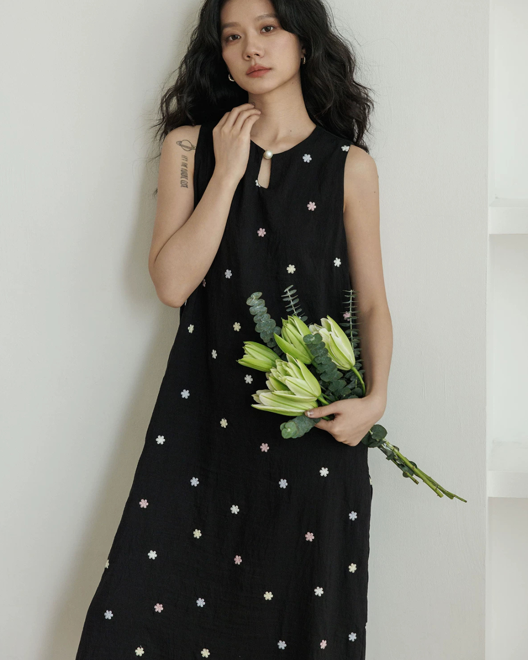 Flower Embroidery Pearl Button Long Dress VAS0203