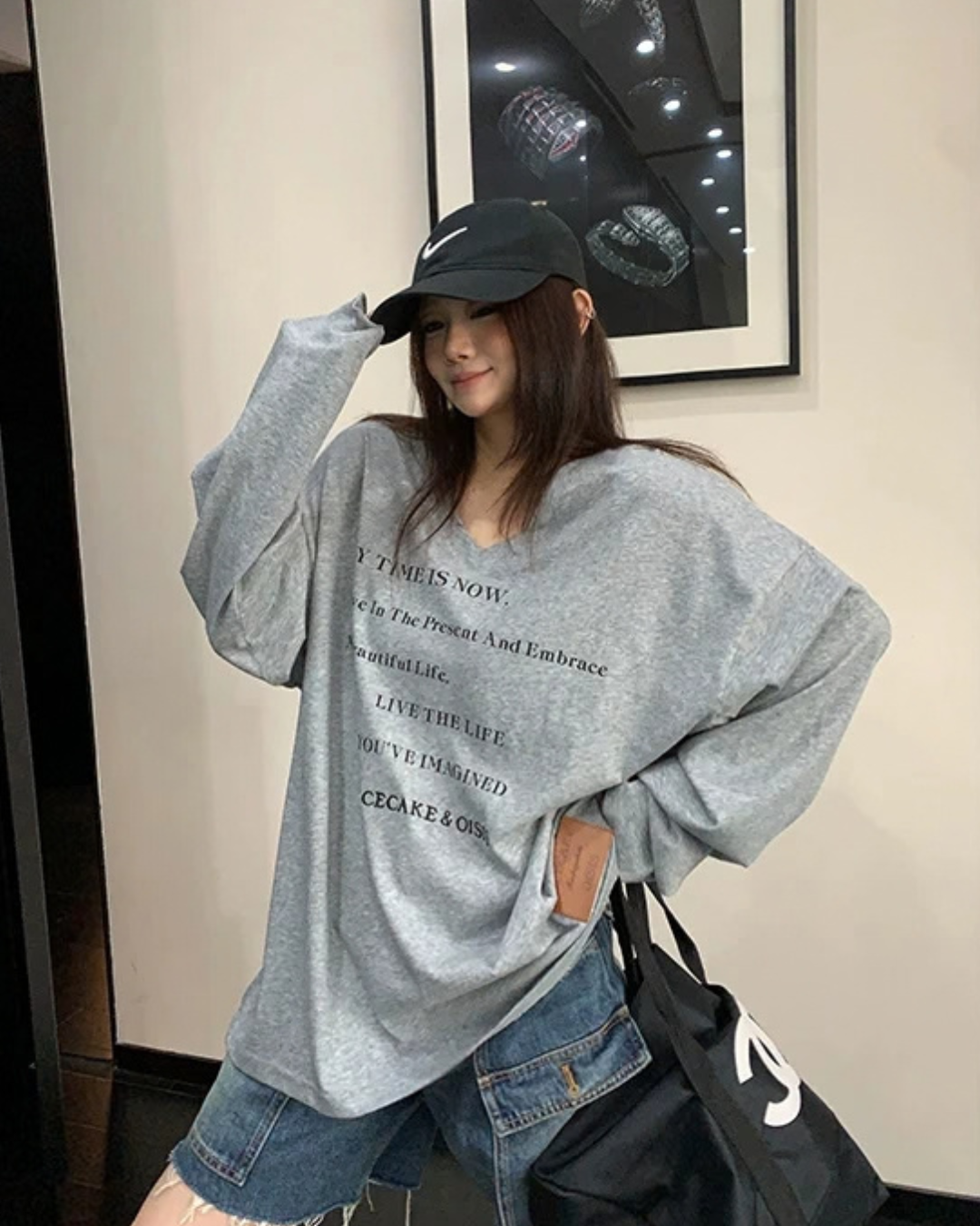 V-Neck Print Long Sleeve T-Shirt  YLS1044