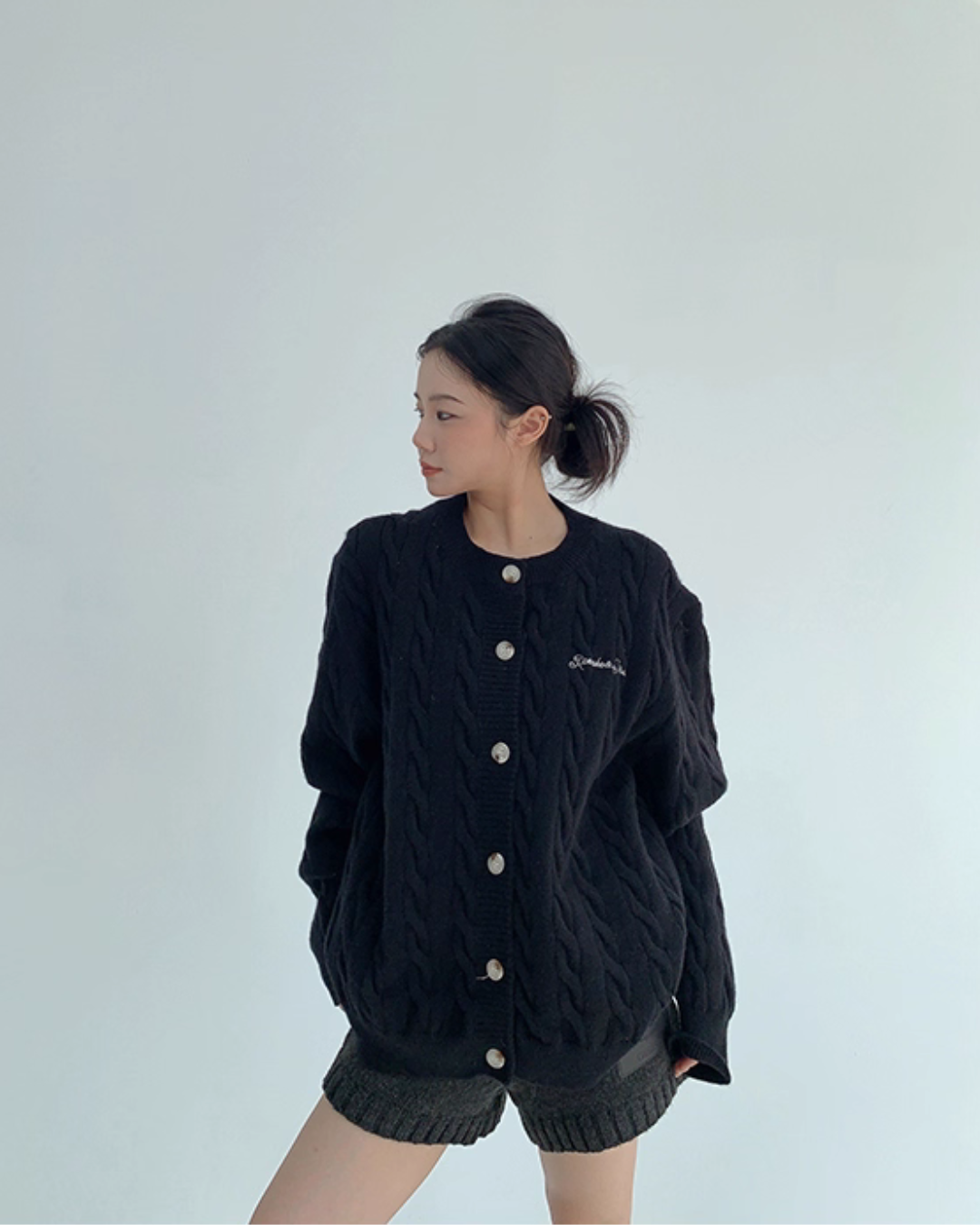 Round Neck Cable Knit Cardigan YLS0978