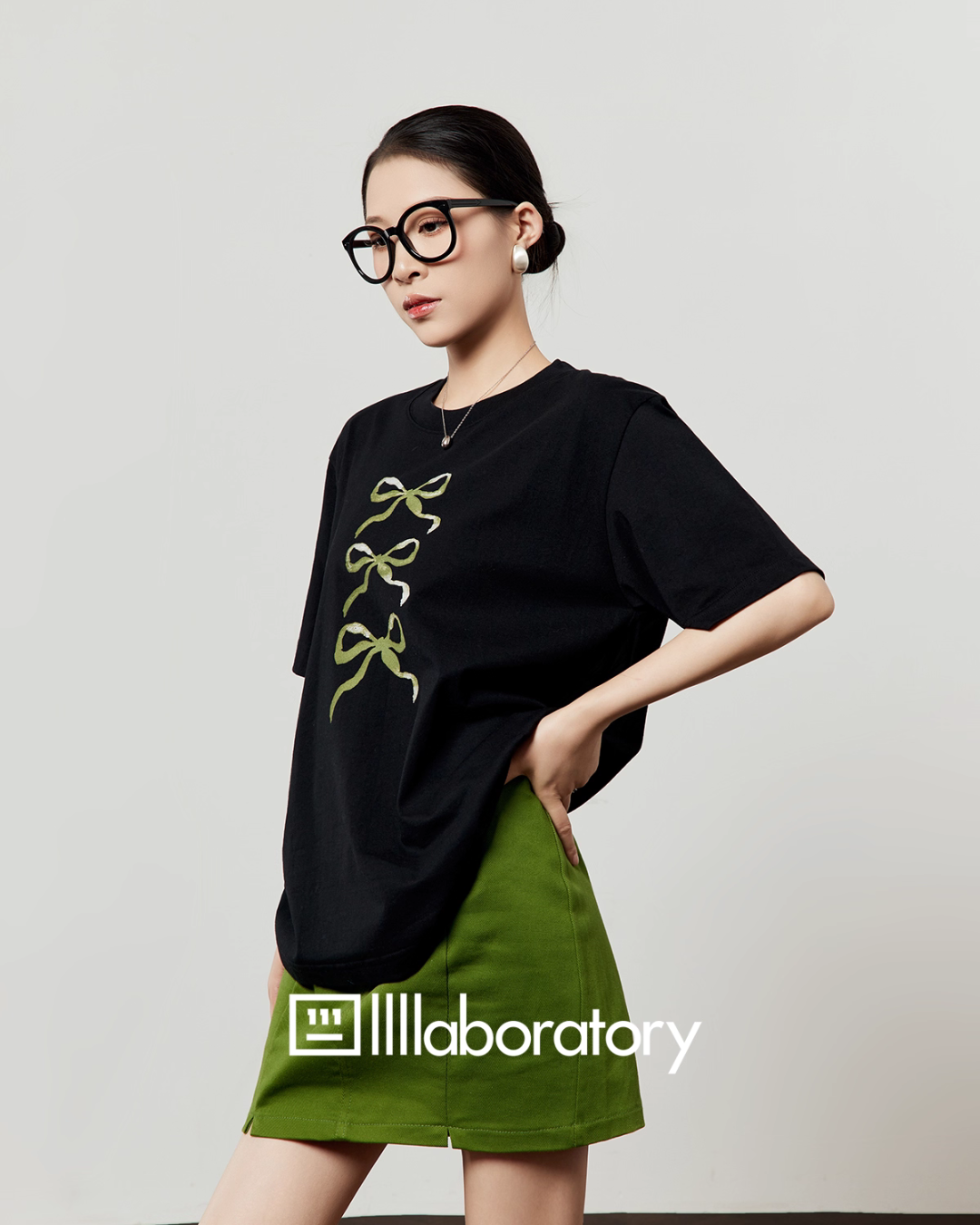 Ribbon Print T-Shirt / A-Line Mini Skirt LLA0486