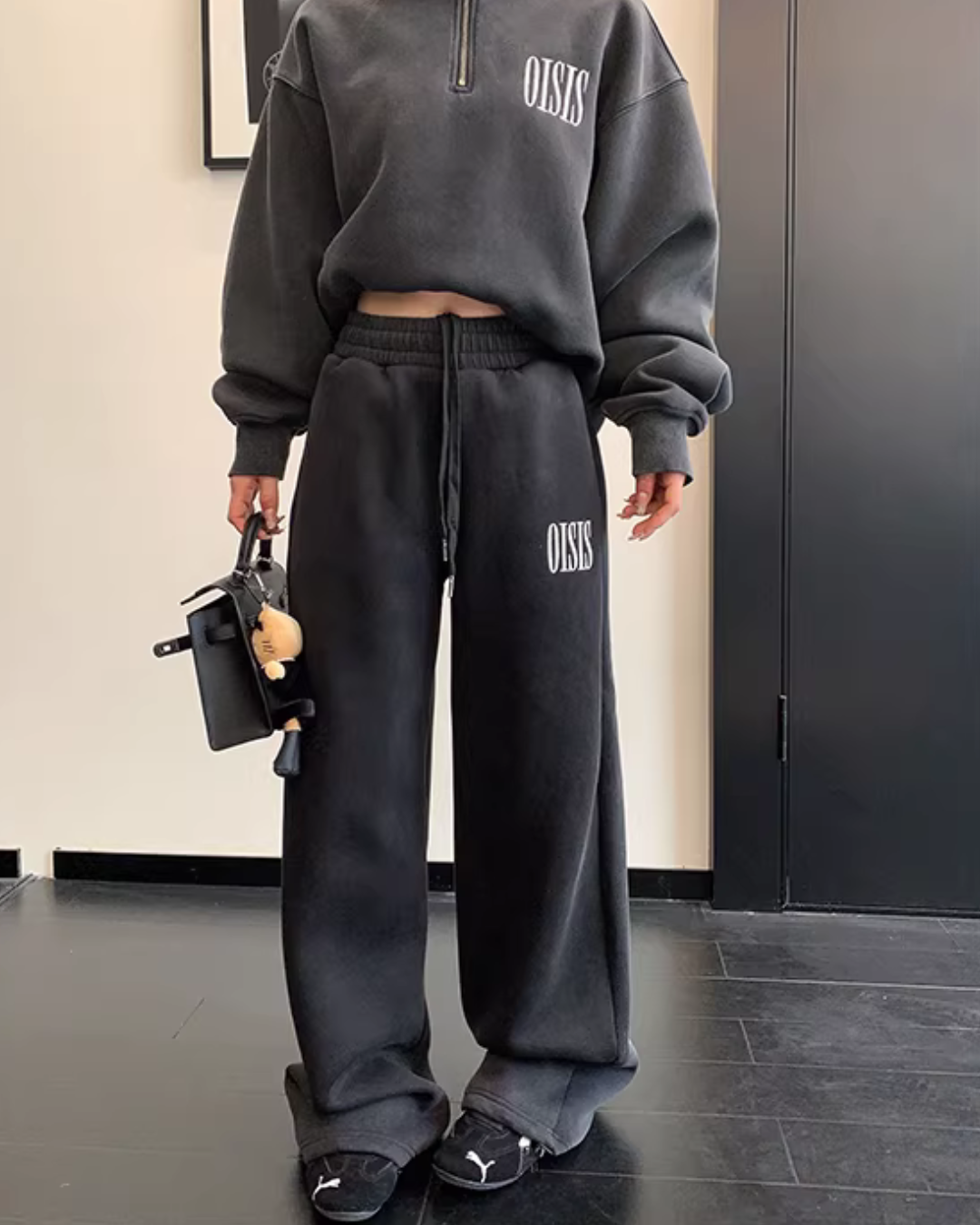 Half-Zip Sweatshirt / Wide Sweatpants YLS1020