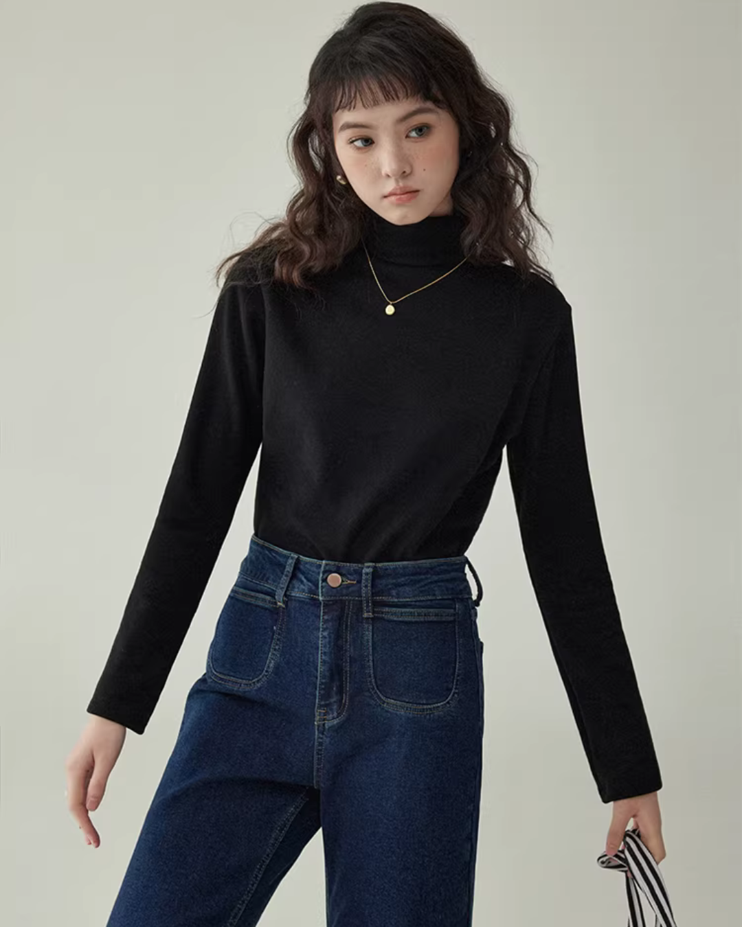 Basic High-Neck Top AMU0041