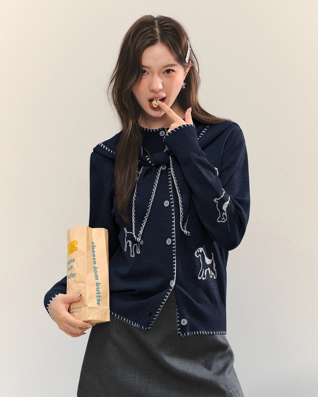 Dog Embroidery Round Neck Knit Cardigan ASG0070