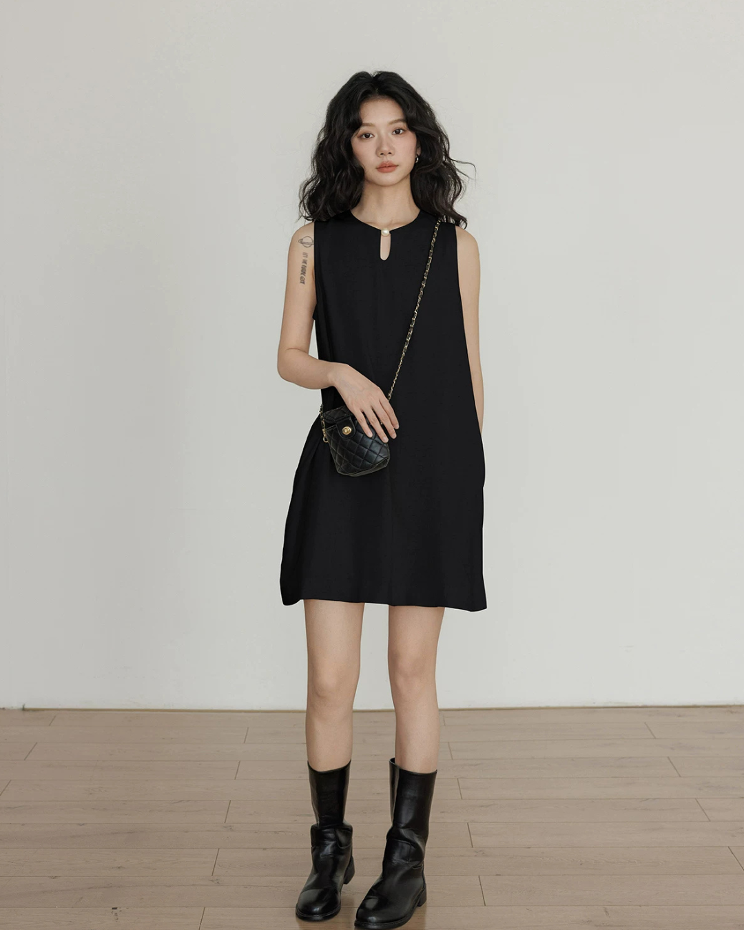 Sleeveless Tiered Mini Dress VAS0202