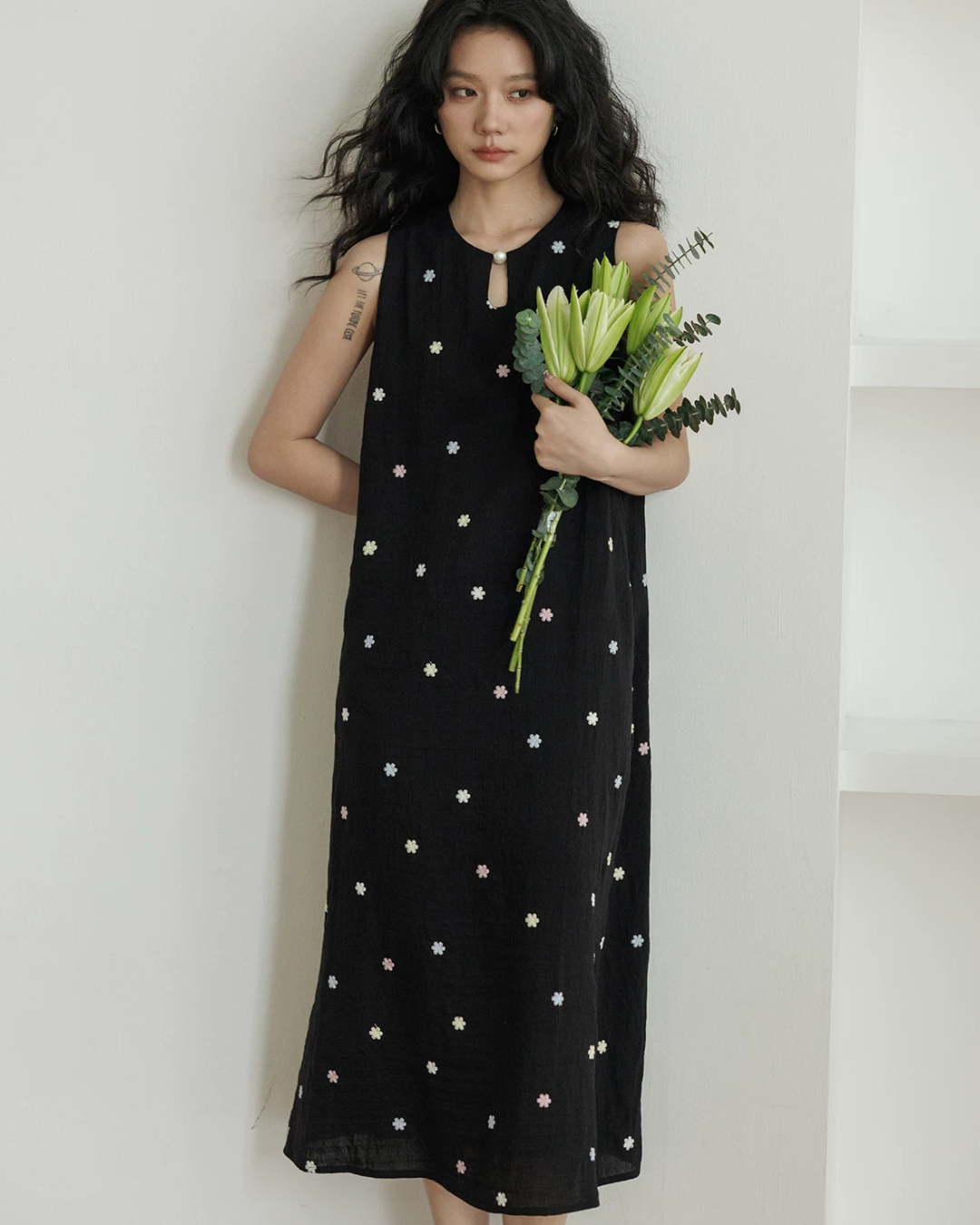 Flower Embroidery Pearl Button Long Dress VAS0203