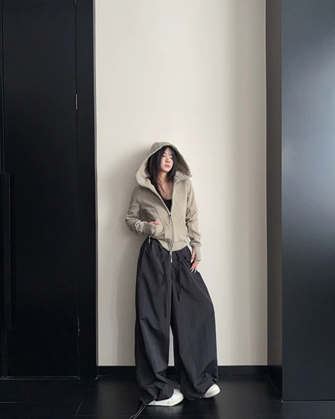 High-Neck Hooded Zip-Up Hoodie YLS1057