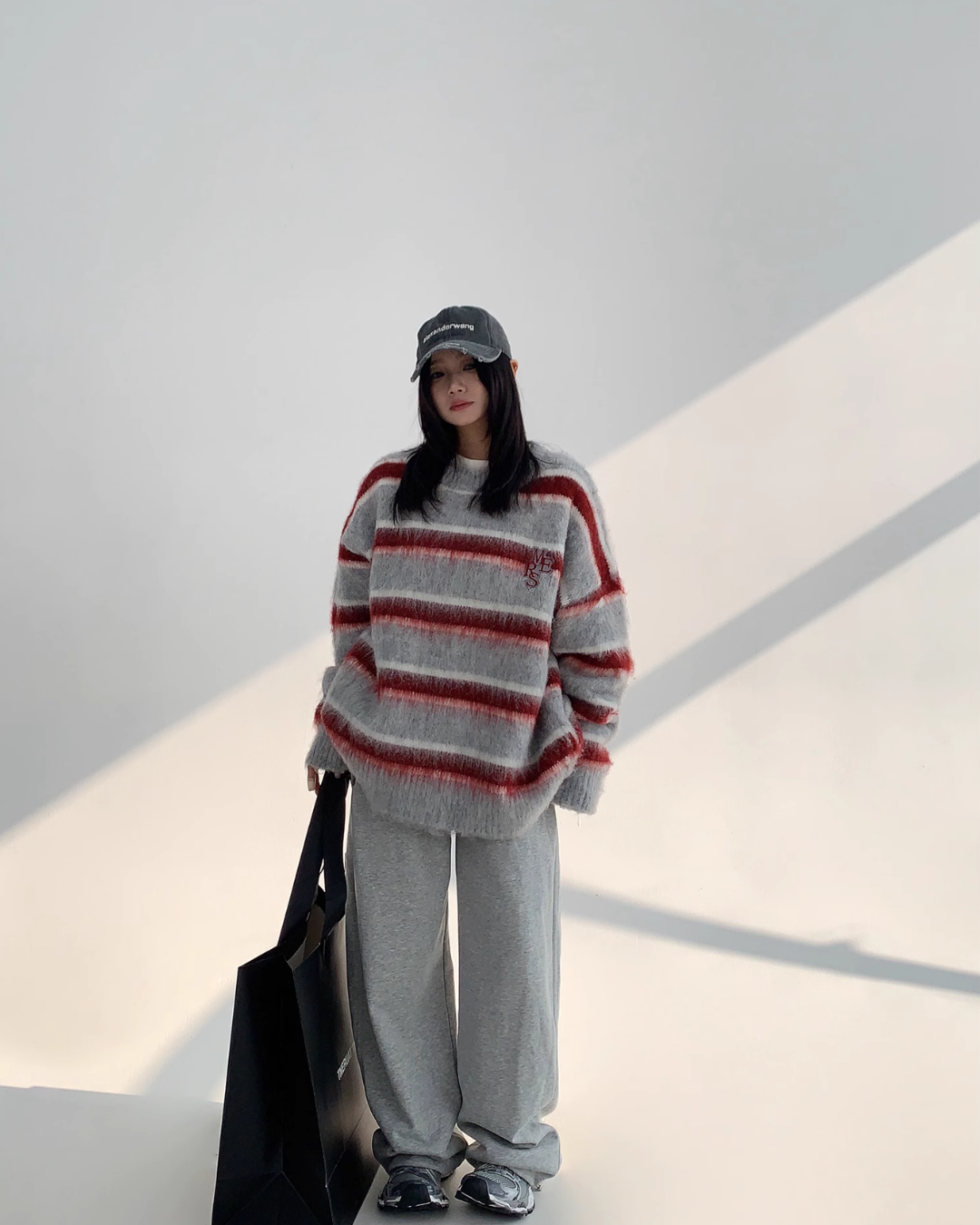 Border Shaggy Knit Tops YLS0713