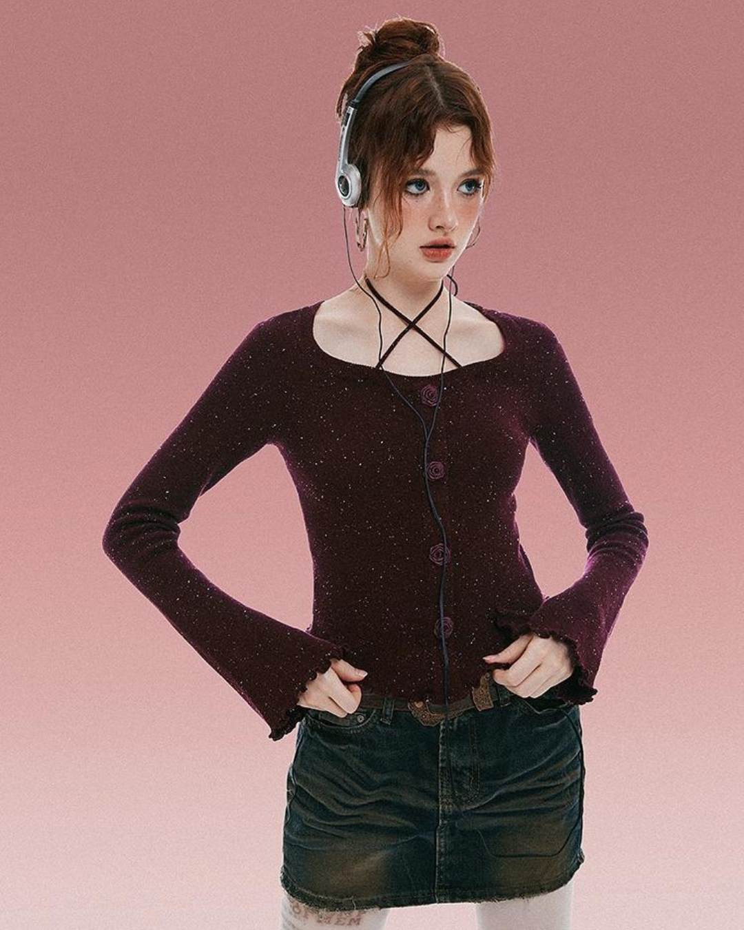 Neckline Strap Sweater IMO0110