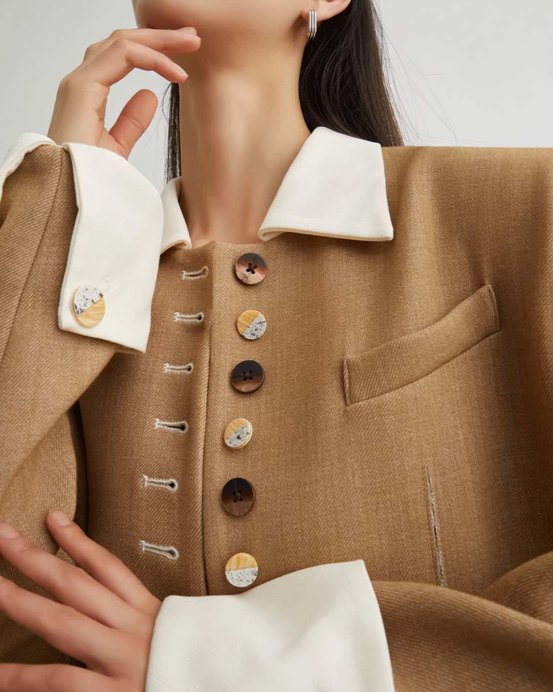 Button-Design Luxury Jacket / White Straight Pants SUY0029