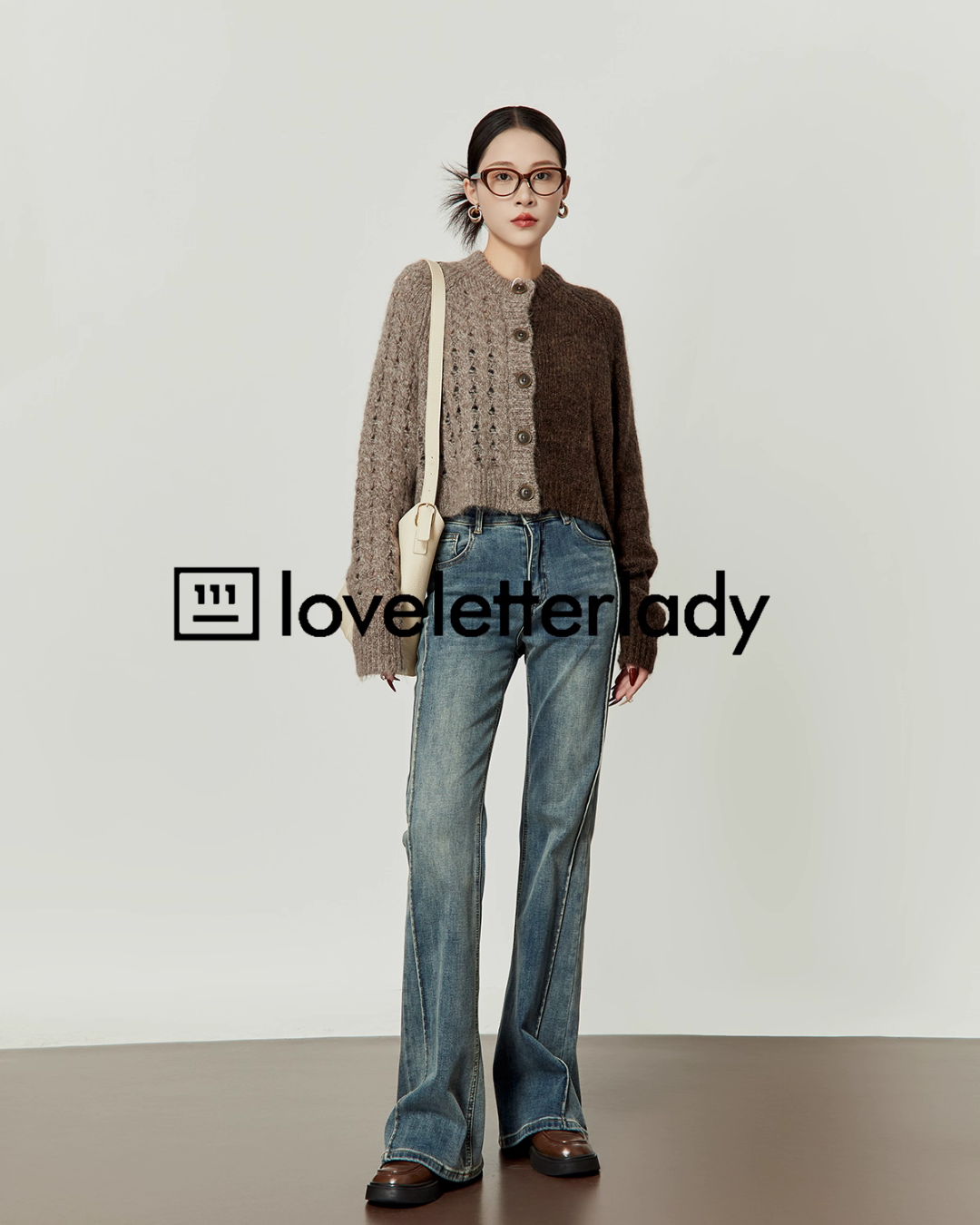 Round Neck Two Color Cardigan LLA0525