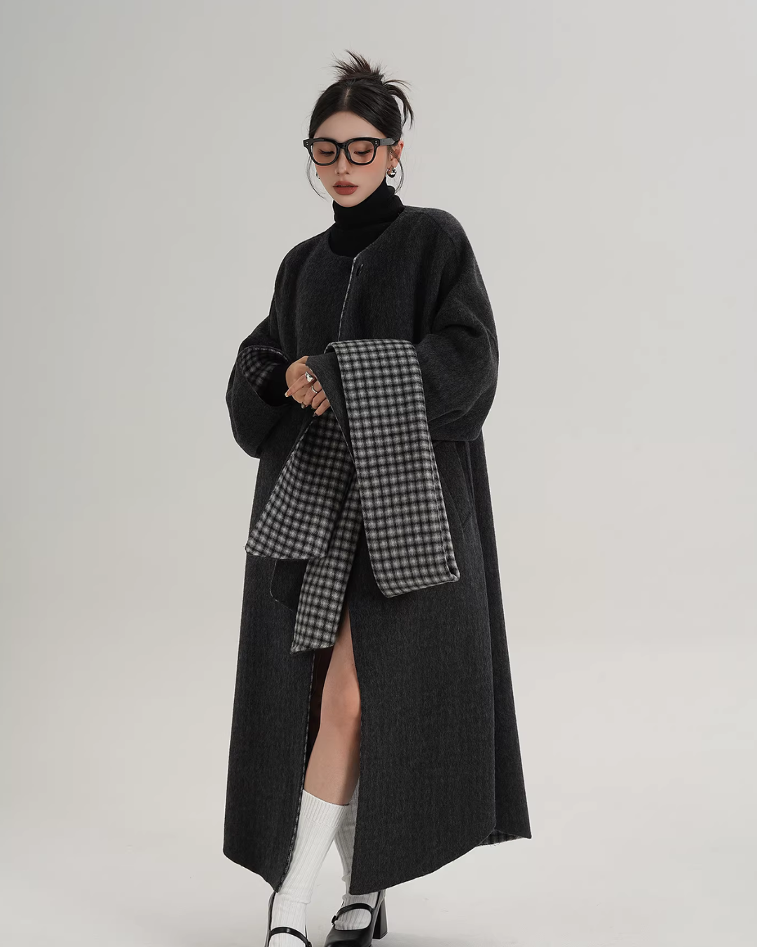 Collarless Coat with Checkered Scarf SRS0405