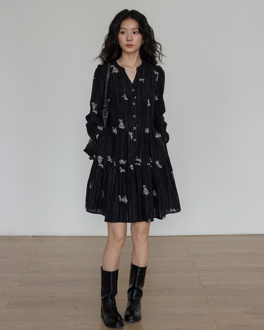 V-Neck Autumn Embroidered Dress VAS0150