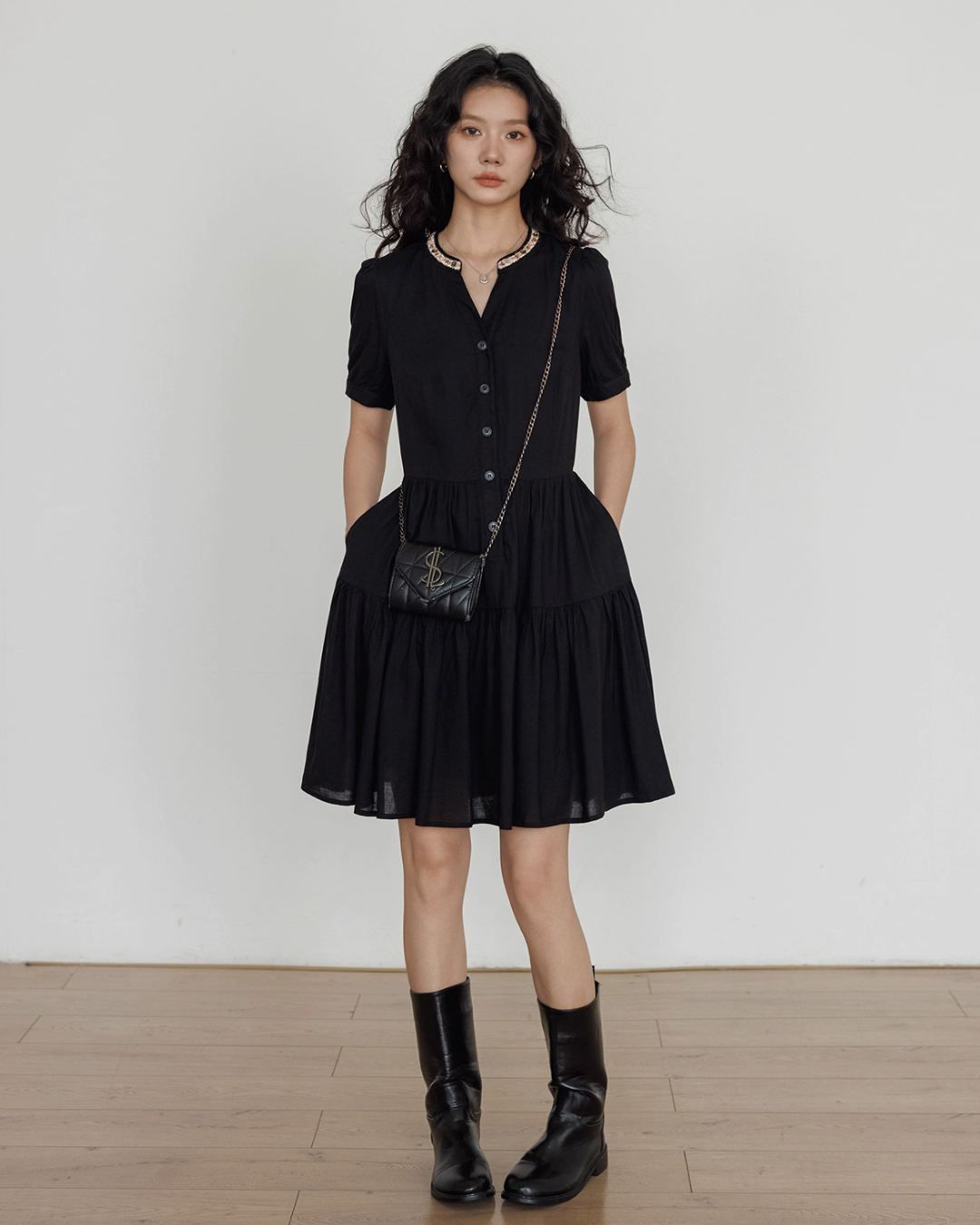 V-Neck Short Sleeve Dress VAS0135