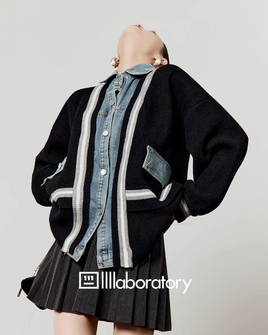 Denim Shirt Docking Knit Cardigan / Pleated Skirt LLA0647