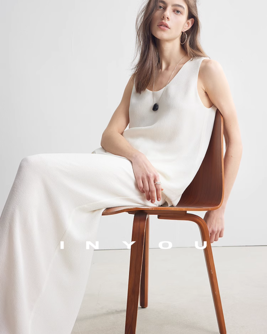 U-Neck Camisole Top / Loose Long Skirt IWY0011