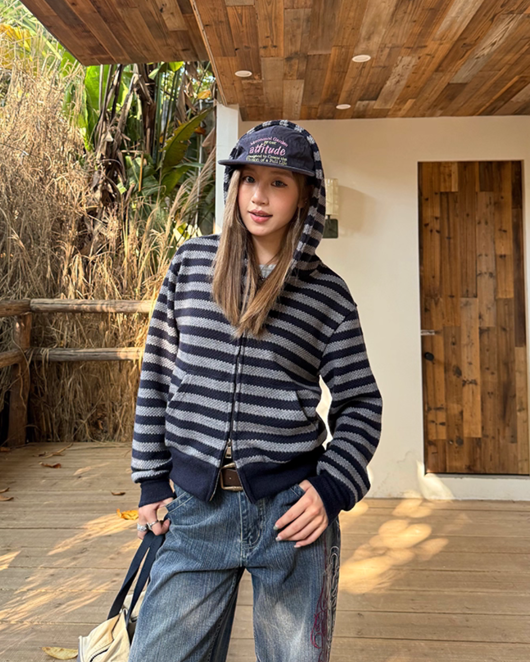 Border Zip-Up Hoodie CYE0045