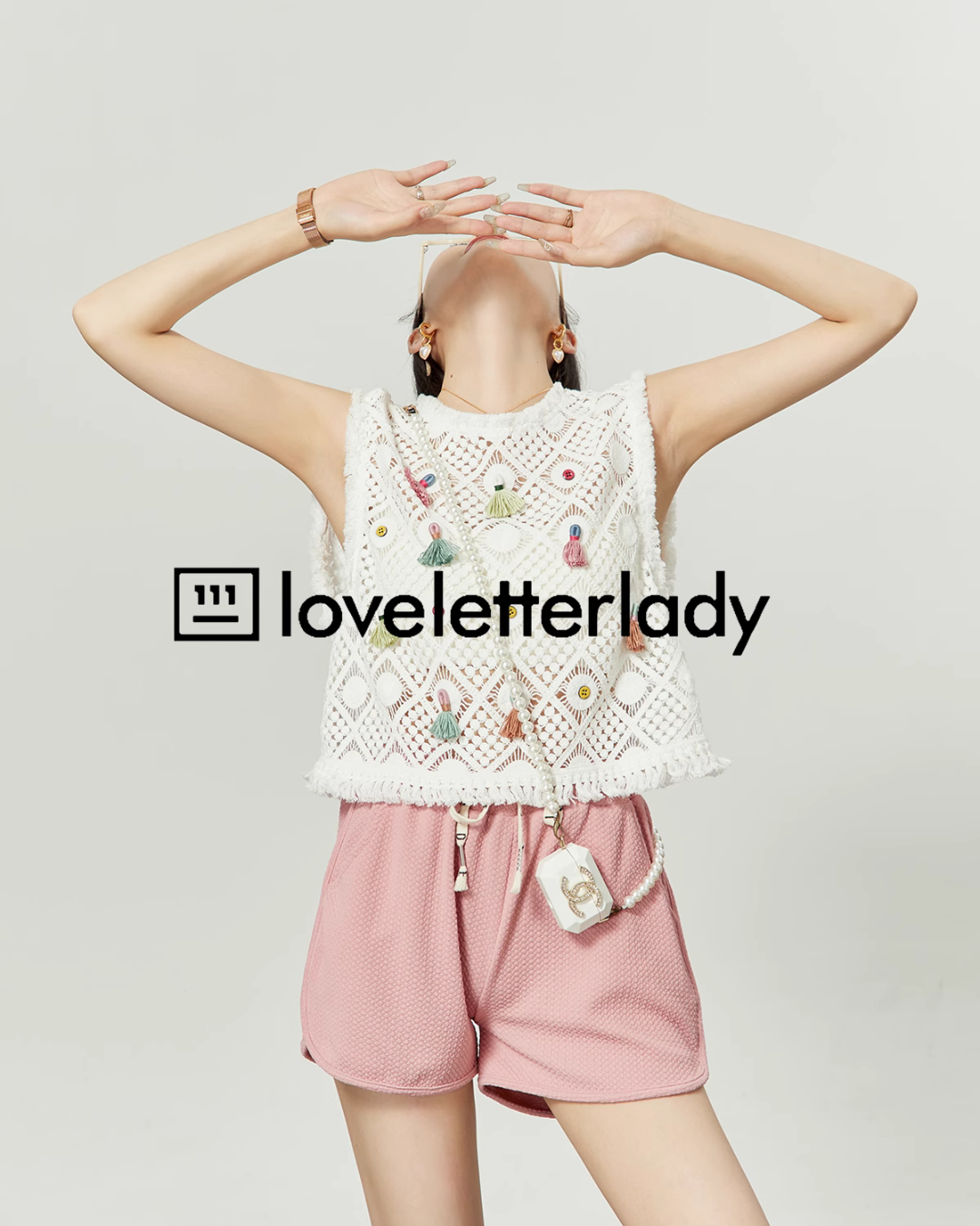 White Round Neck Sleeveless / Pink Shorts LLA0217