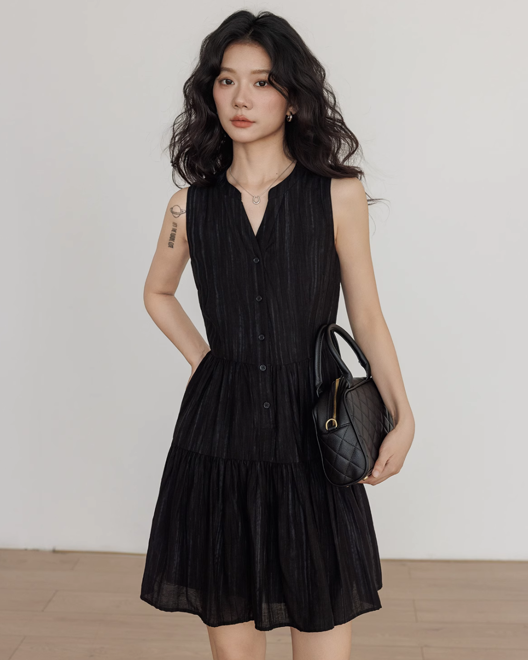 Key Neck Chiffon Sleeveless Dress VAS0118