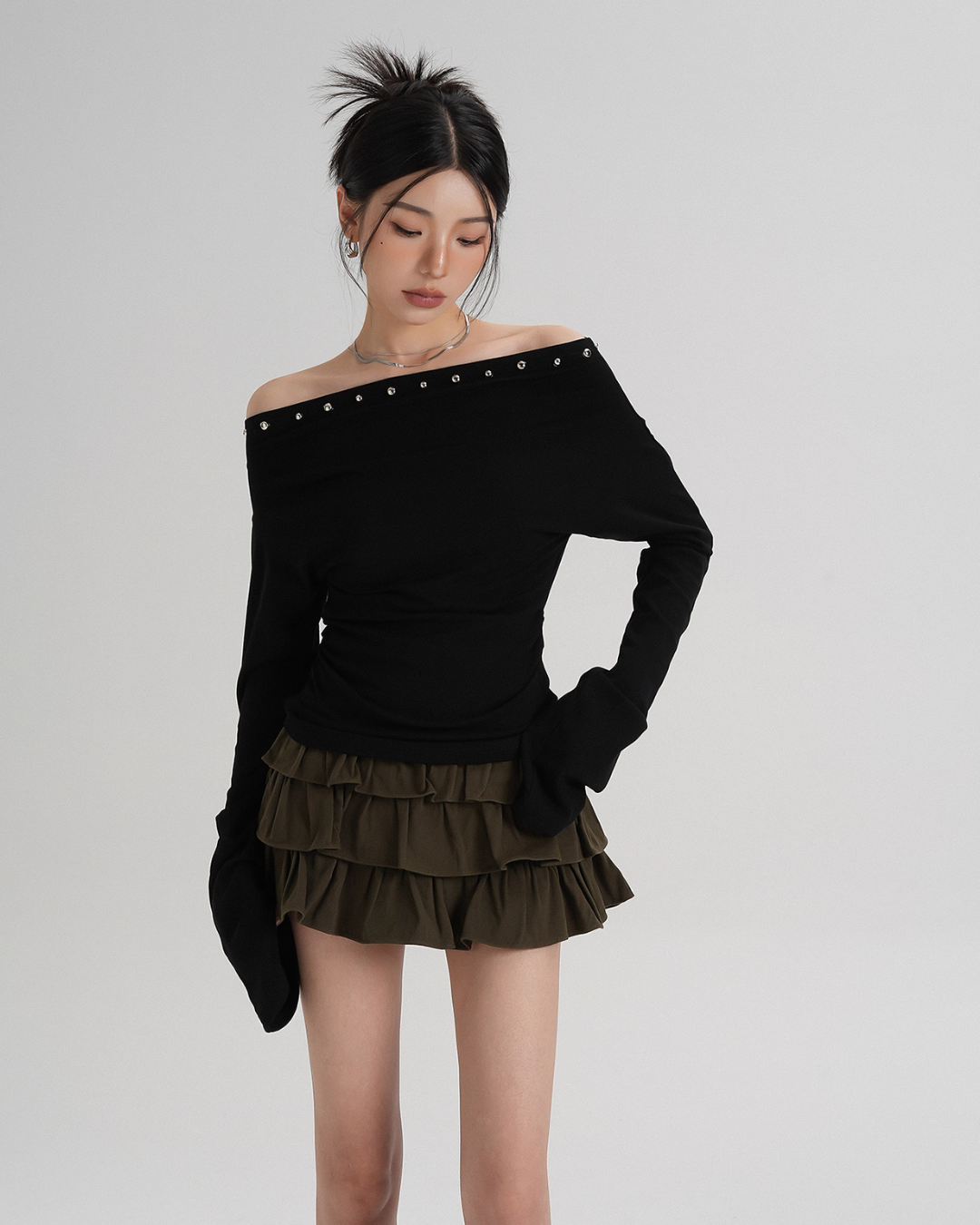Off-Shoulder Long Sleeve Top SRS0354