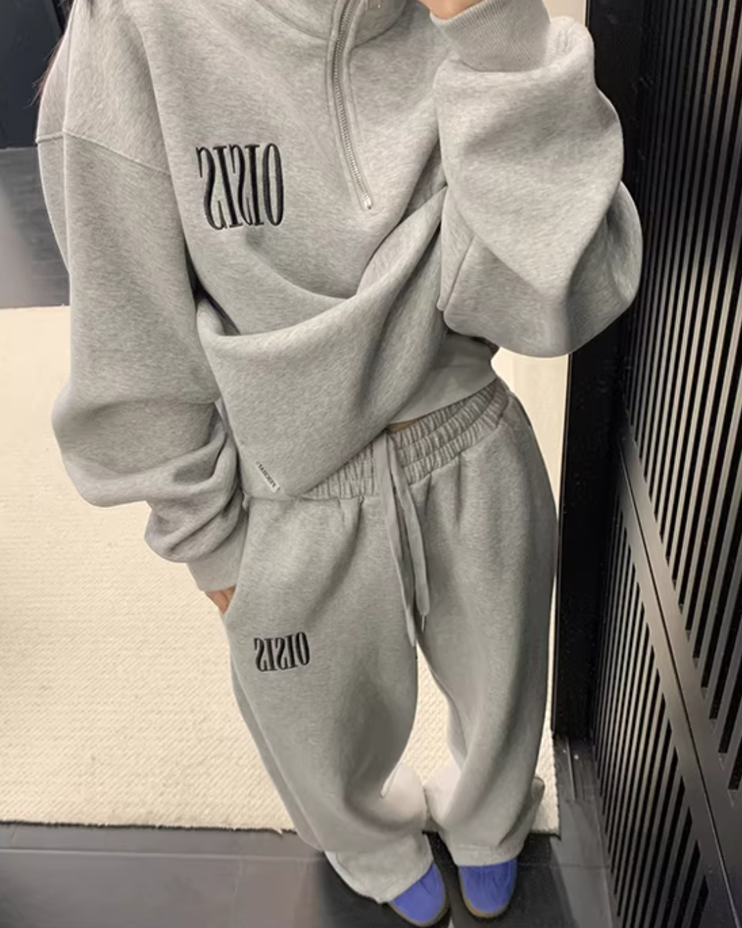 Half-Zip Sweatshirt / Wide Sweatpants YLS1020