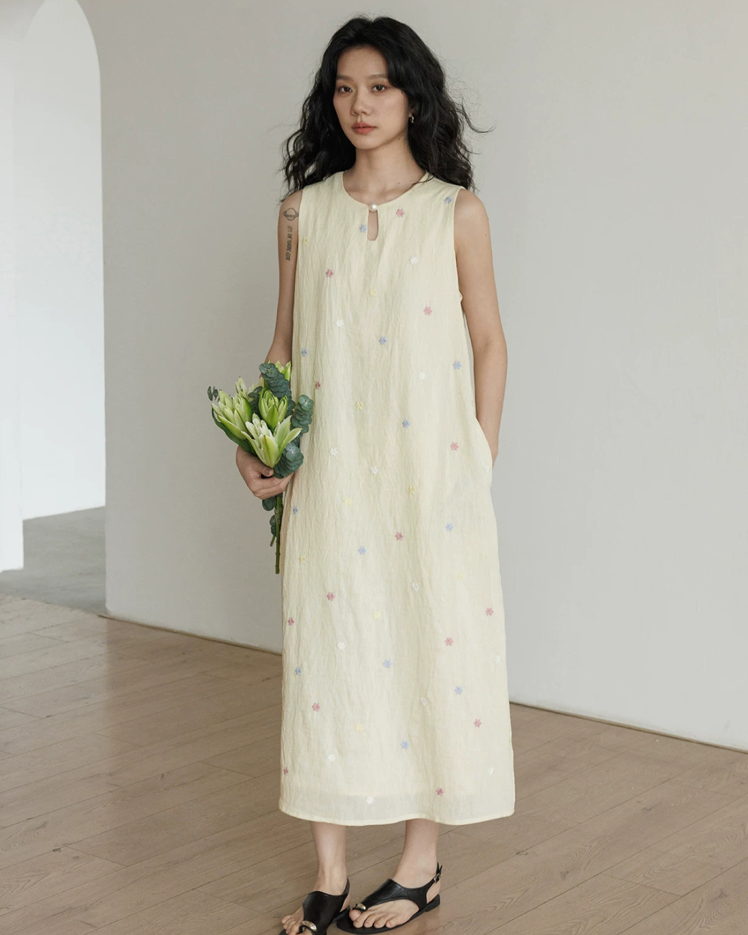 Flower Embroidery Pearl Button Long Dress VAS0203