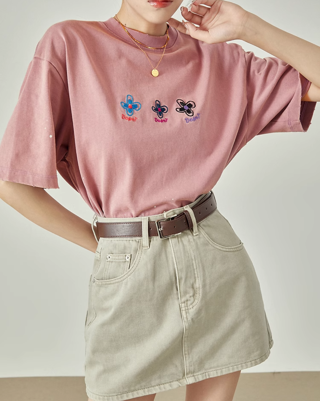 Floral Embroidery Pink T-Shirt LLA0066