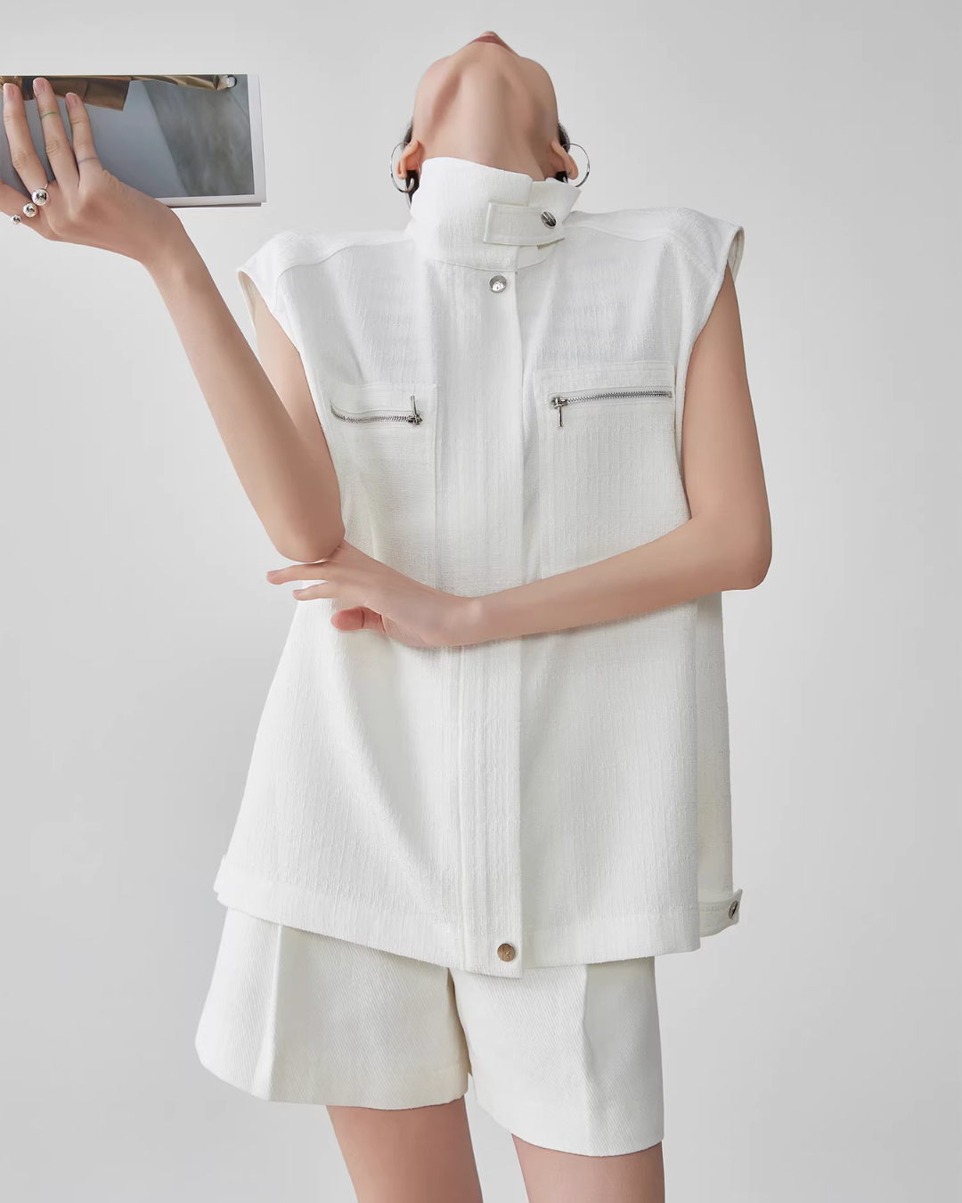 Sleeveless Jacket-Style Vest / High-Waist Short Pants FER0111