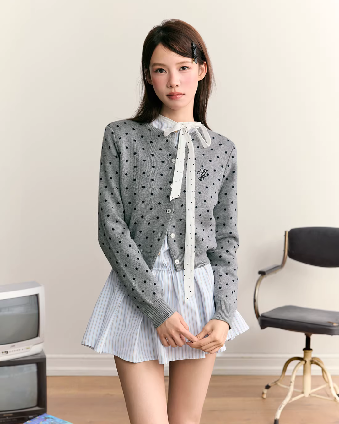 Polka Dot Round Neck Knit MST0003