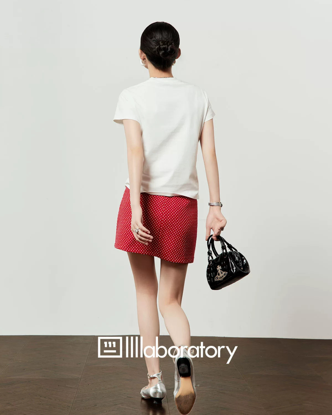 Graphic Short-Sleeve T-Shirt / Polka Dot Mini Skirt LLA0650