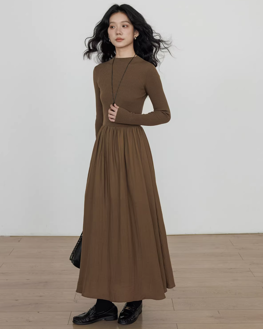 Mock Neck Top Docking Flare Skirt VAS0183