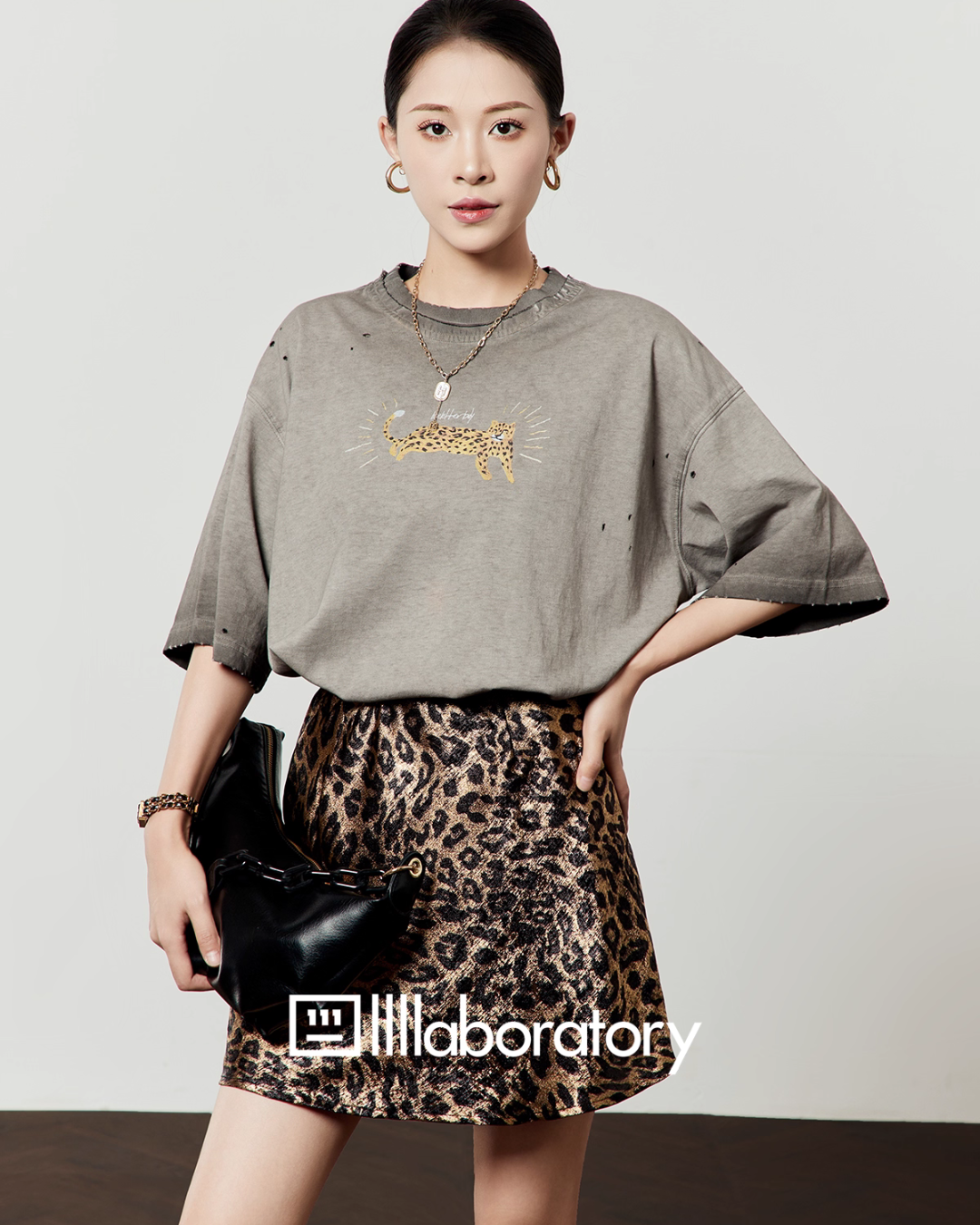 Tiger Print Short Sleeve T-Shirt / Leopard Mini Skirt LLA0504